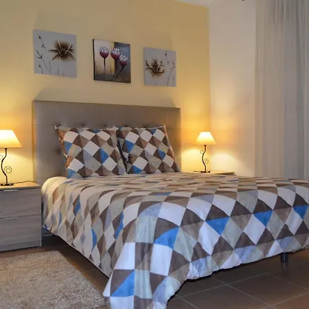 T1 Montechoro C/ Piscina E Wi-fi דירה *